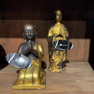 🪷 Originální kousky s duší Asie 🪷 Naše sochy Buddhy a dalších božstev jsou ručně vyrobené originály z kamene nebo kovu –...